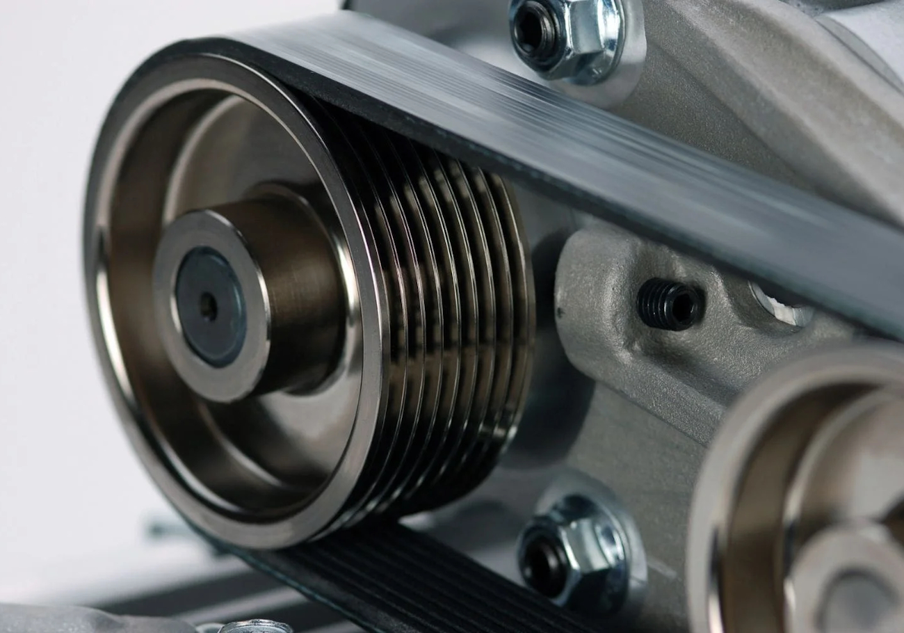 Poulie Damper : rôle, symptômes et solutions pour éviter la casse moteur