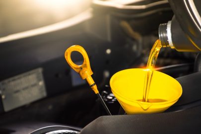 Vidange automobile : tout savoir pour bien entretenir votre moteur